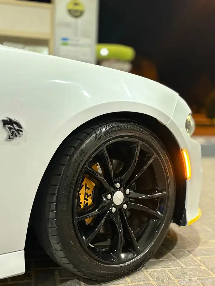 دوج تشارجر رود اند تراك اعلى فئه 6