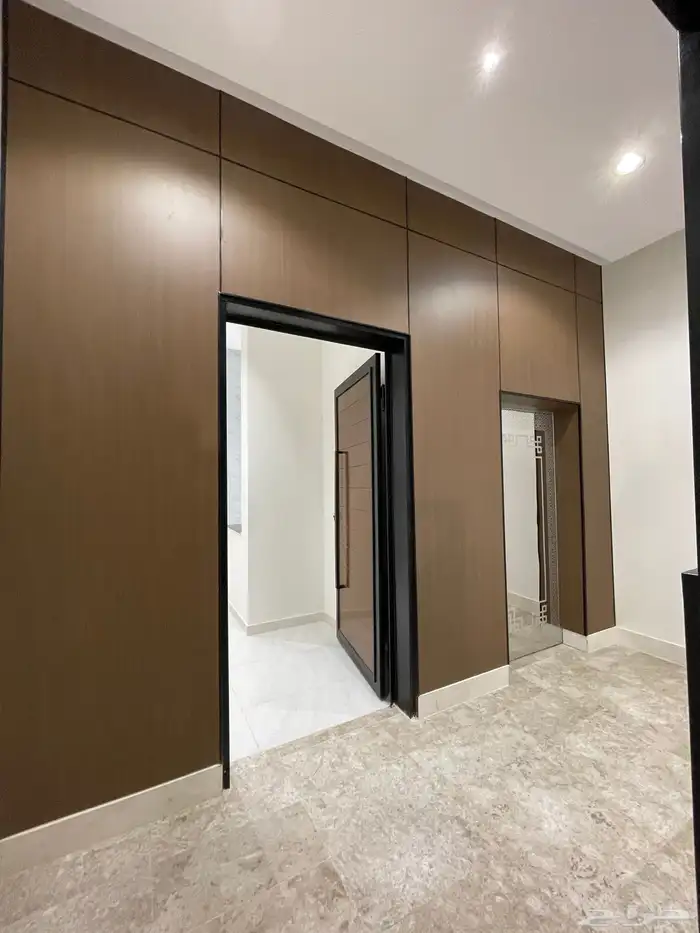 للبيع شقق روف أرضي وعلوي بالمحاله ابها 15