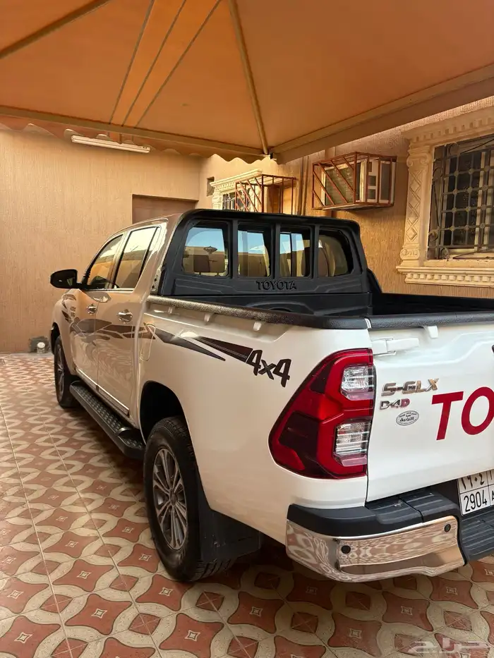 للبيع هيلكس 2022 2