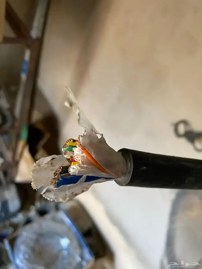 كيبل كهربائي 10 خطوط نضيف استخدام ست شهور تقريبا 200 متر 0