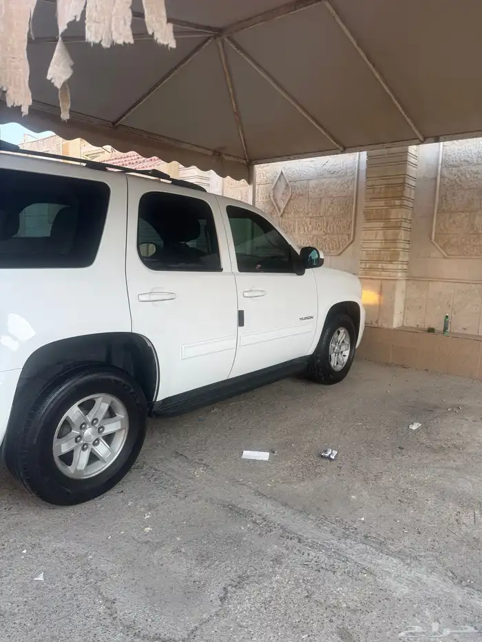 يوكن سعودي 2012 نظيف جدا بدي وكاله 12