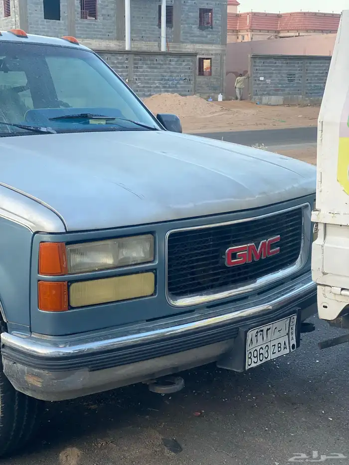 جمس 1994 للبيع للصامل 8000 خلال شهر الموتر فيه قير 6