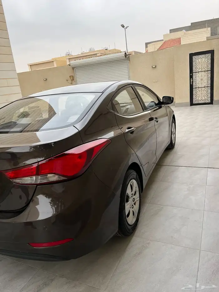 إلنترا 2016 مكينه كبيره2000 ممشى قليل نظيف مرفق فحص كمبيوتر 1