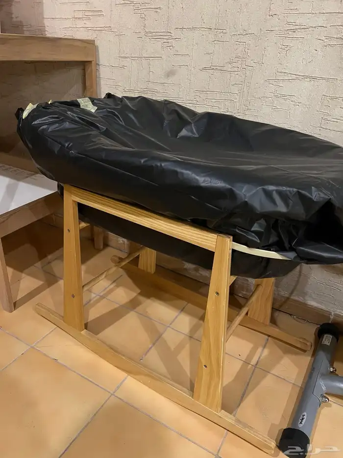 كرسي وطاولة وسرير اطفال 1