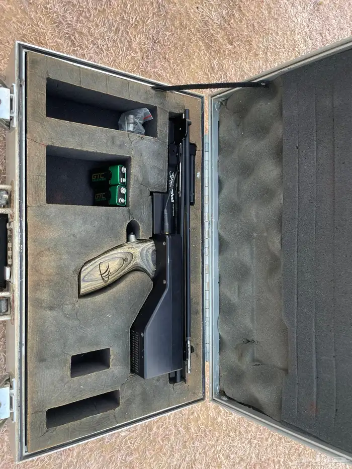 جهازتتبع الصقور 4