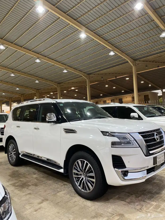 للبيع نيسان باترول 2021 بلاتينيوم فل كامل سعودي عداد 55 الف 3