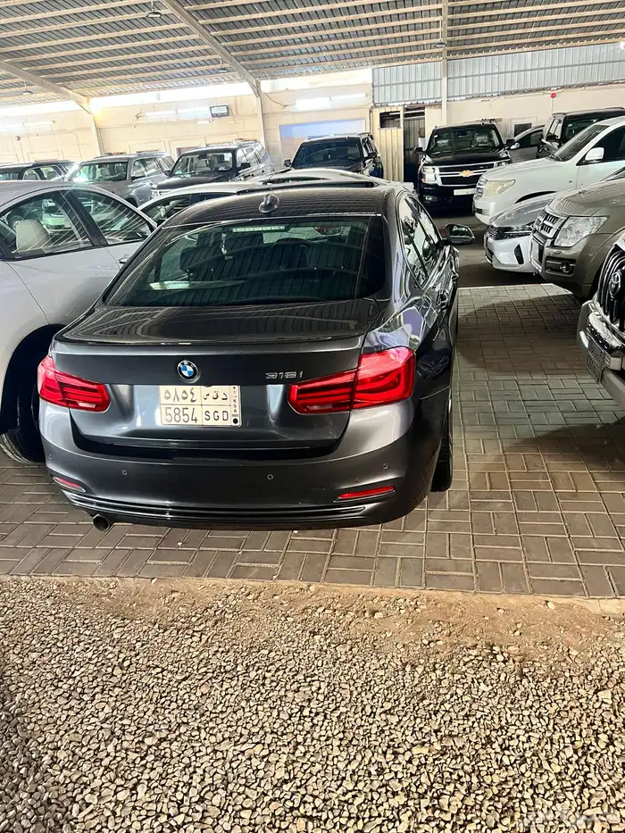 بي إم دبليو الفئه الثالثه 1