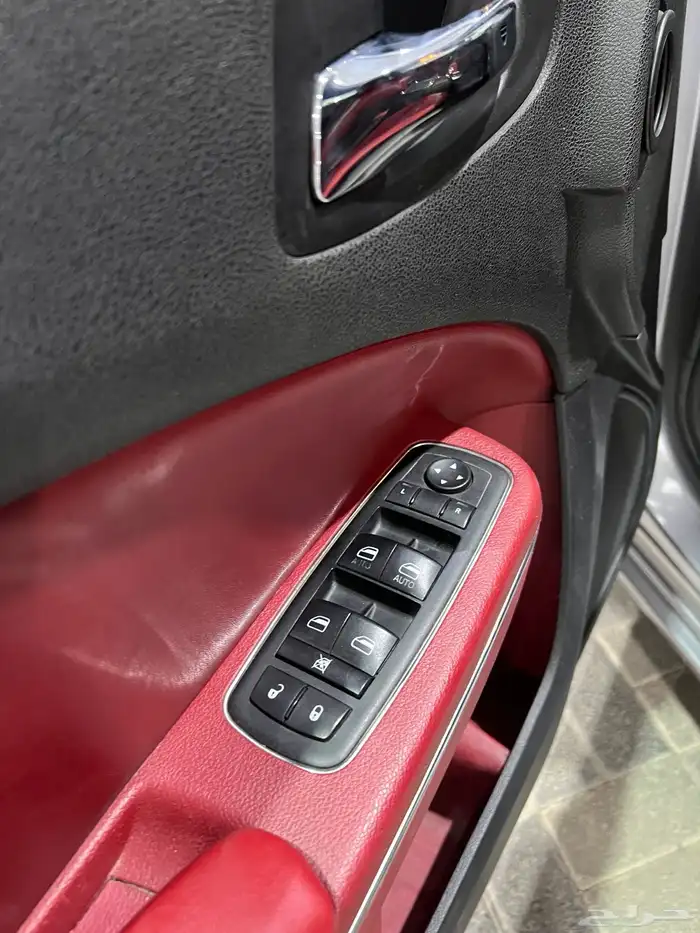 للبيع دودج تشارجر موديل 2014 7