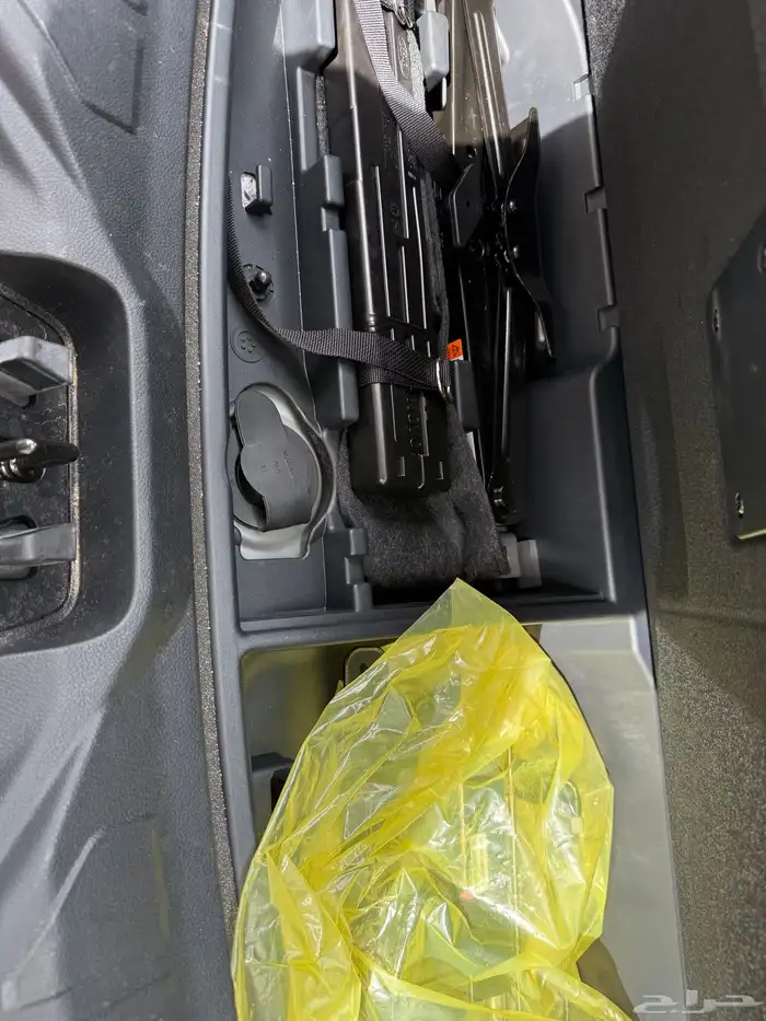 فورد ايفرست 2024ديزل ماشي 6000 XLS دبل 30