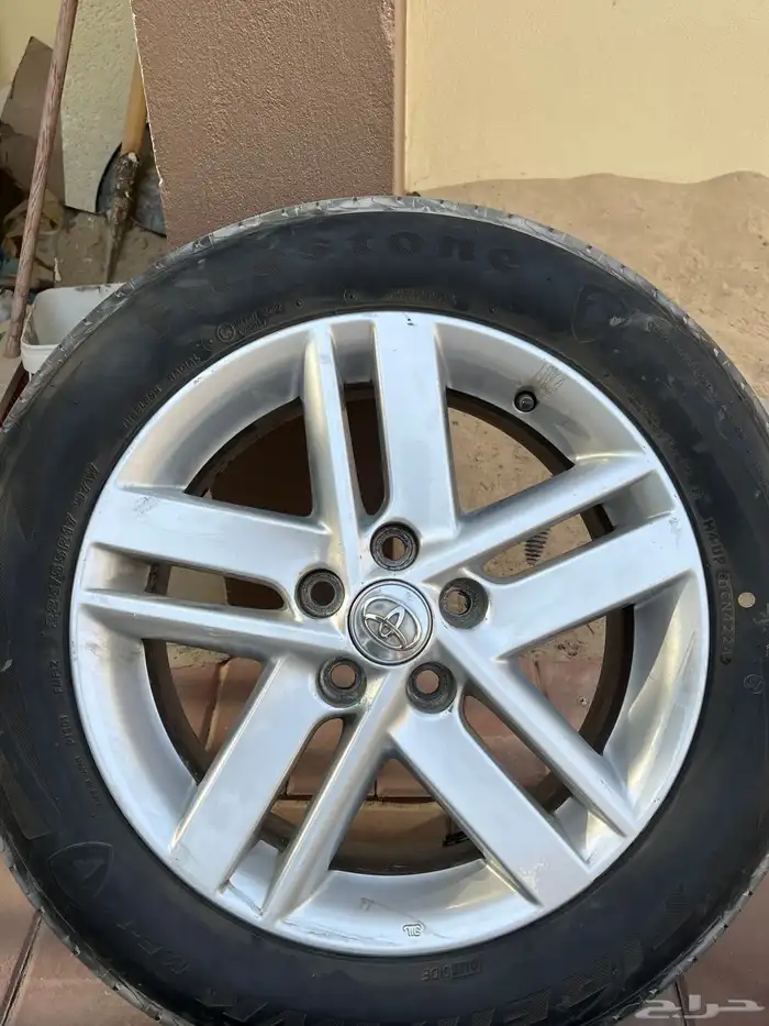 للبيع جنوط كامري فل 5