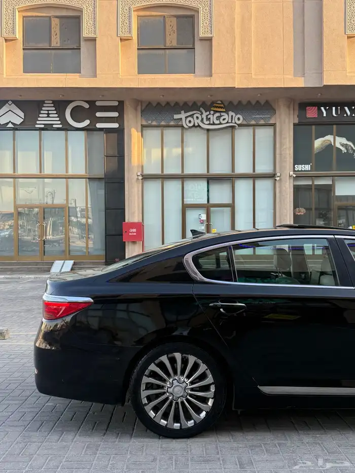 كيا كوريس 2016 فل كامل اعلى فئه 8 سلندر 8