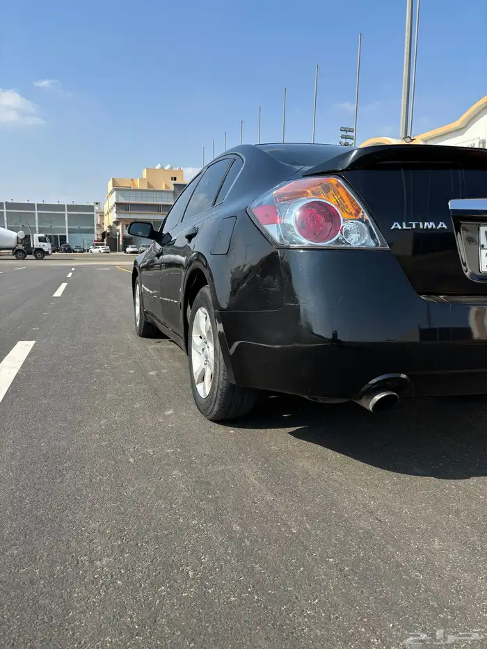 التيما للبيع 2009 نظيييف او البدل المناسب سياره عائليه 12