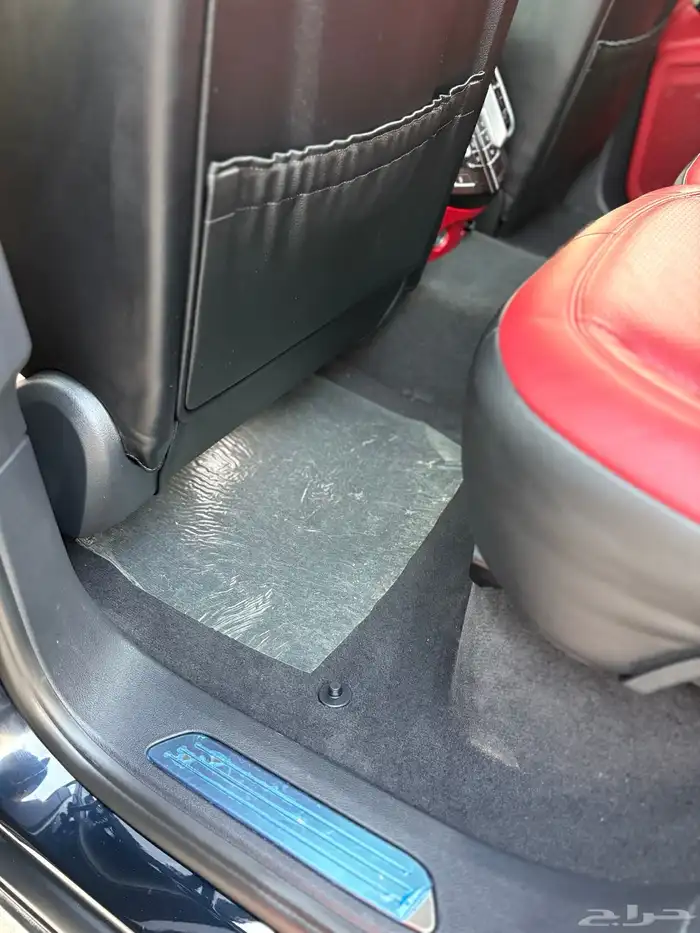 للبيع بورش مخزن 13