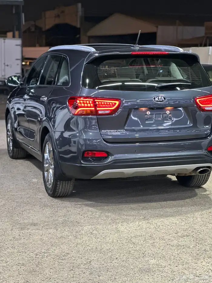 كيا سورنتو 2020 نص فل وكالة بدي محركات شرط 3