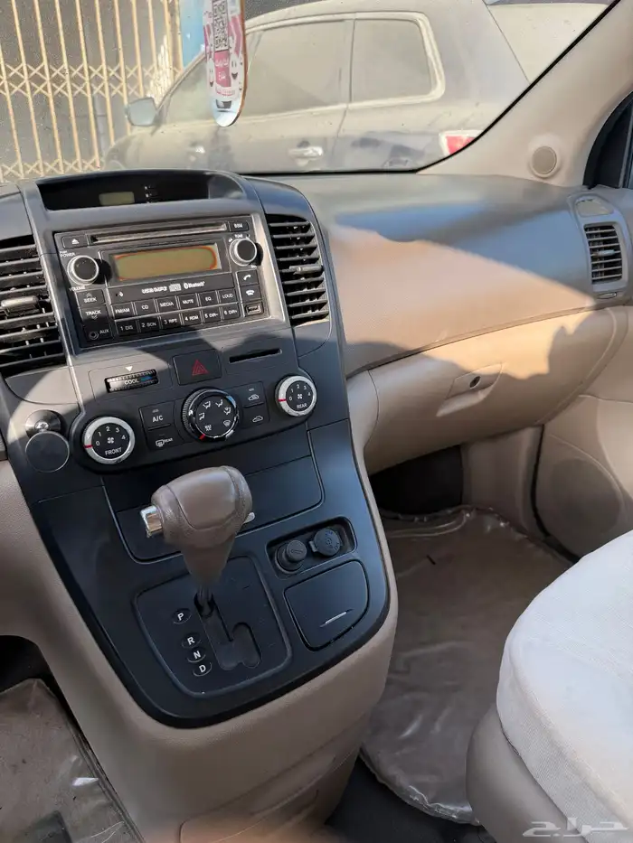 كيا كرنفال موديل 2015 8