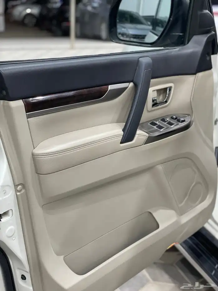 ميتسوبيشي باجيرو 2022 4