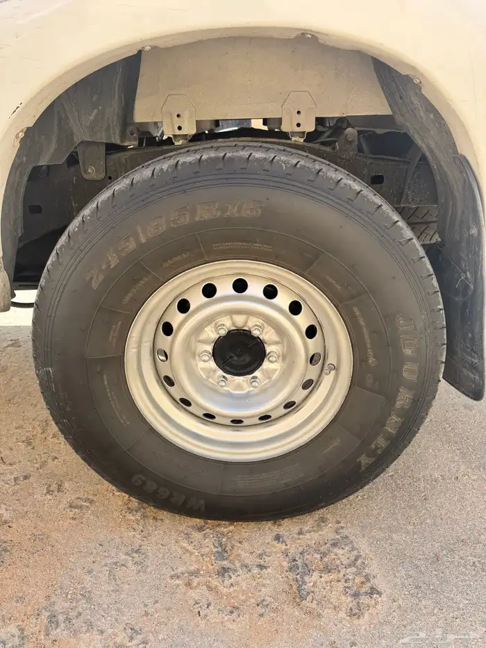 للبيع جنوط هلل 6مسامير 2