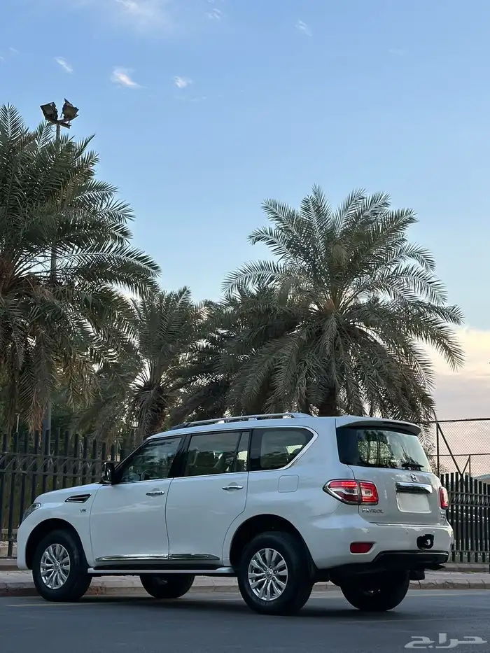 نيسان باترول SE موديل 2015 سعودي فتحه دبل 15