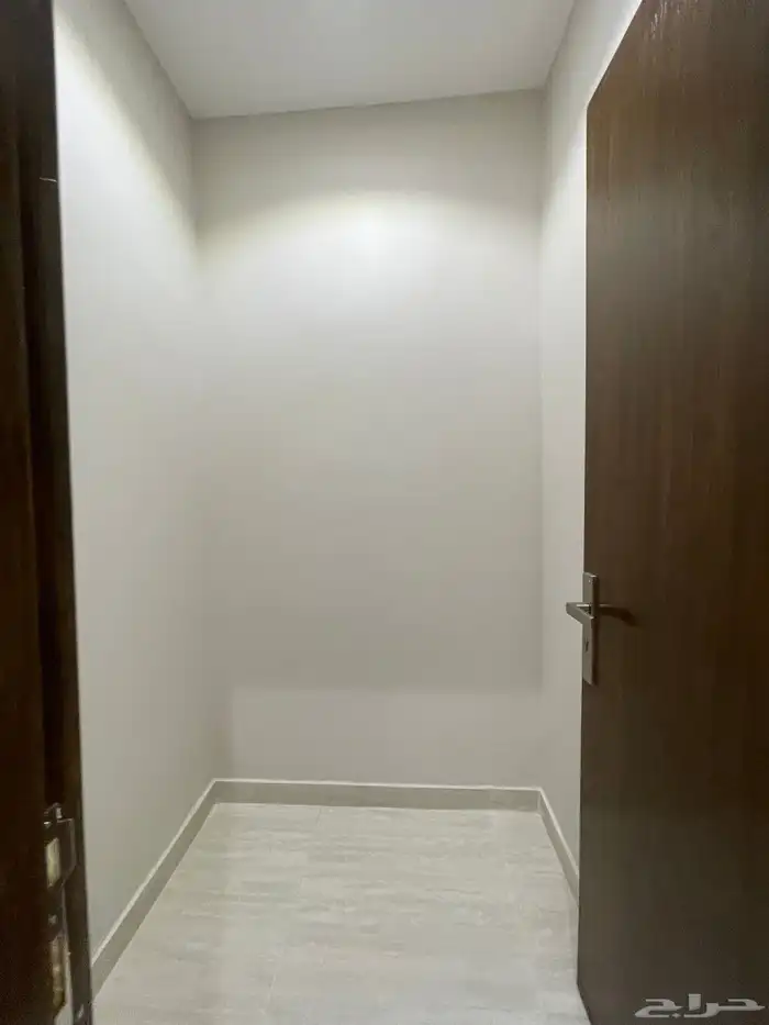 للبيع شقق ارضيه وشقق علويه من 430 الف حى المصيف 13