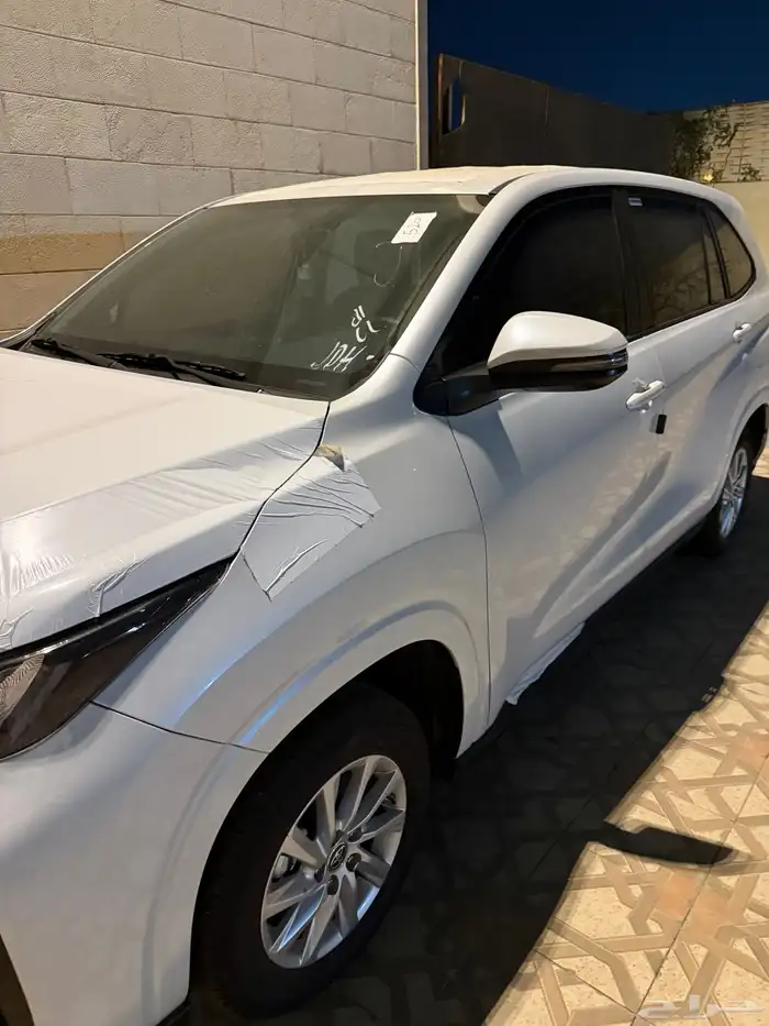 انوفا 2025 ماشي 700 كيلو فقط 3