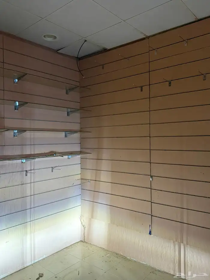 خشب ورفوف محل زينة أو جوالات تخفيضات 2