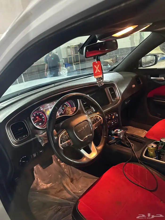 دوج تشارجر. 8 سلندر 2017 RT 7