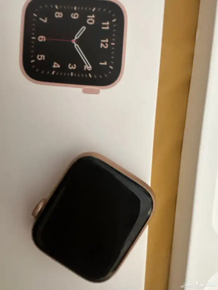 ساعة ابل SE 3