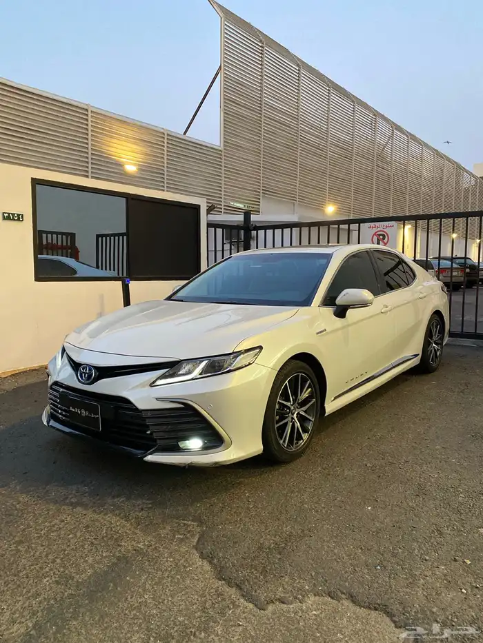 تويوتا كامري GLE 0