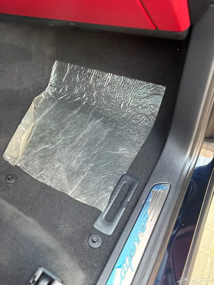 للبيع بورش مخزن 12