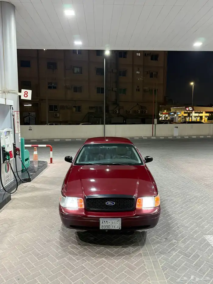 فورد كراون فكتوريا 2011 2