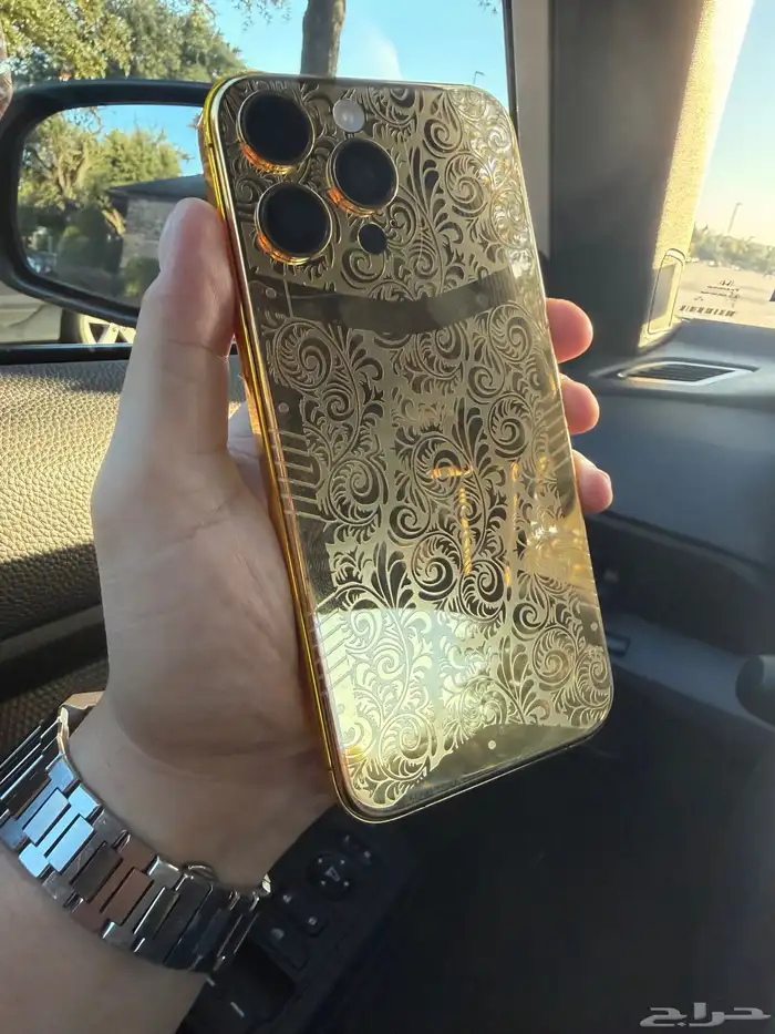جوال iphone برو ماكس مطلي بالذهب عيار 24 قراط 6
