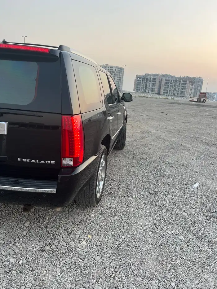 للبيع اسكاليد الجميح سعودي 2012 0