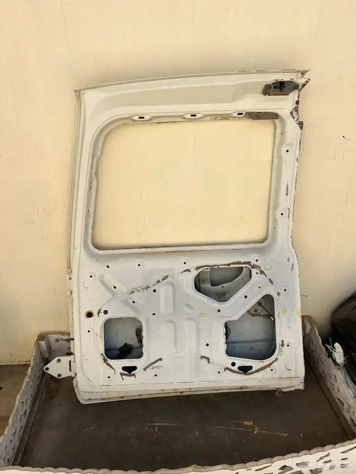 باب شنطة كبير جكسار -جكس 2002 0