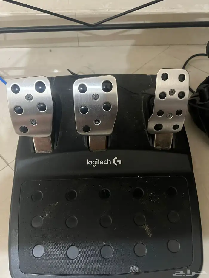 طاره لعبه معه كامل اغراضه 4