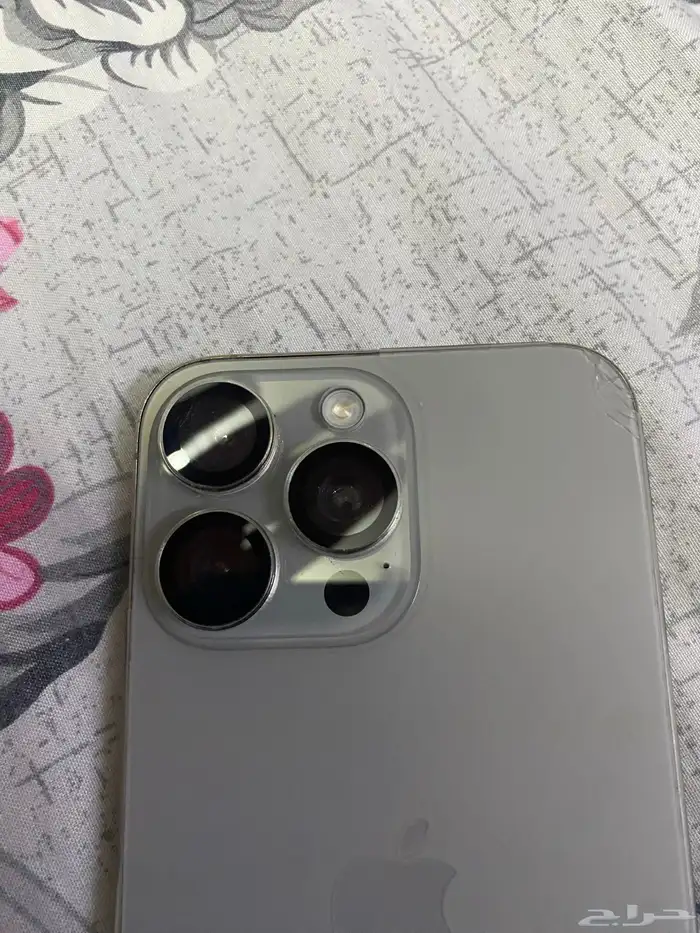 للبيع ايفون 15 برو ماكس .. او البدل 10