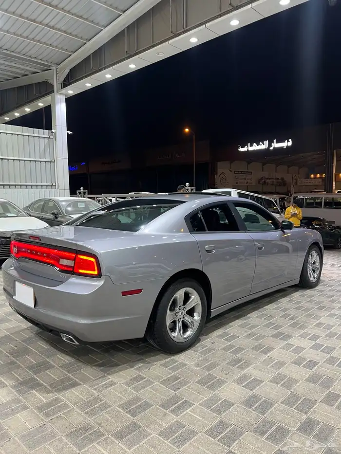 للبيع دودج تشارجر موديل 2014 5