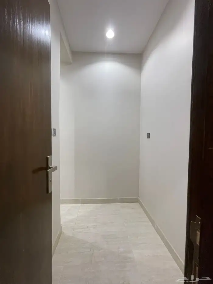 للبيع شقق ارضيه وشقق علويه من 430 الف حى المصيف 28