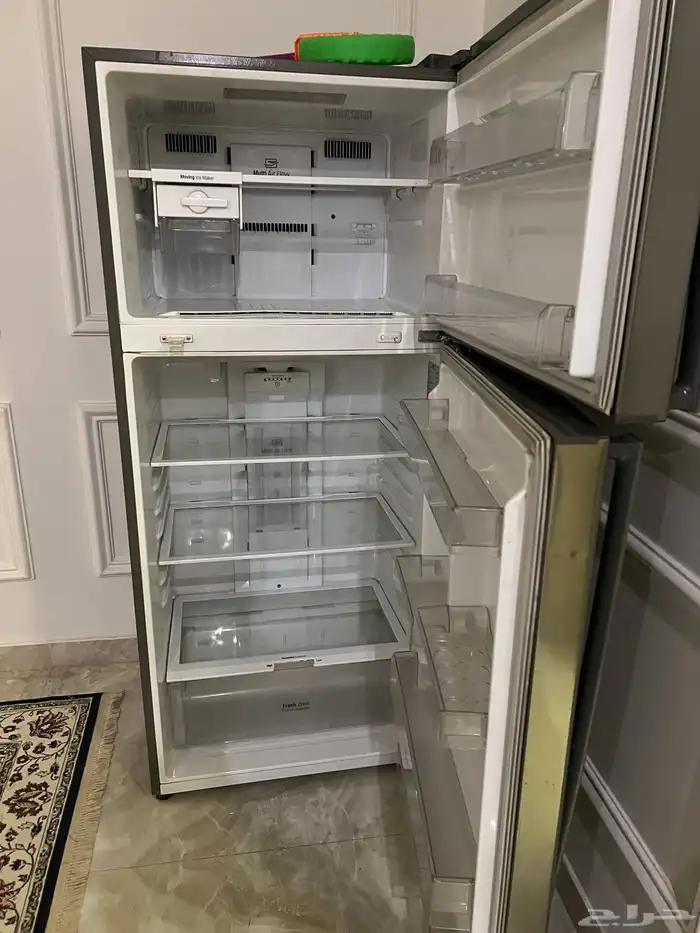 ثلاجة LG للبيع 1
