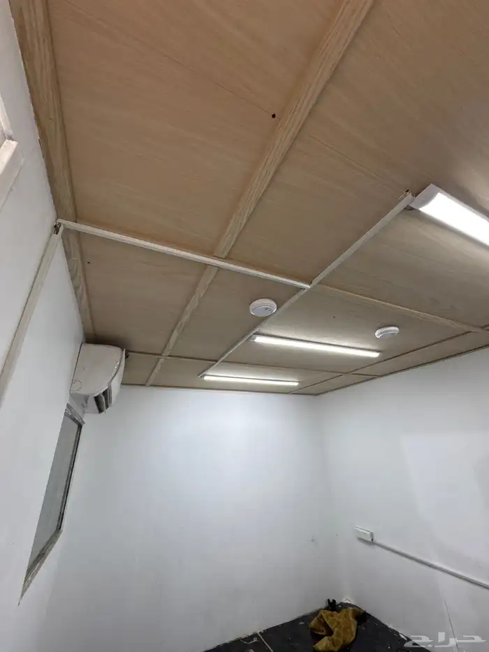 كرفان حديد مقاس 4 3 السقف شينكو من الخارج ومن الداخل خشب 0