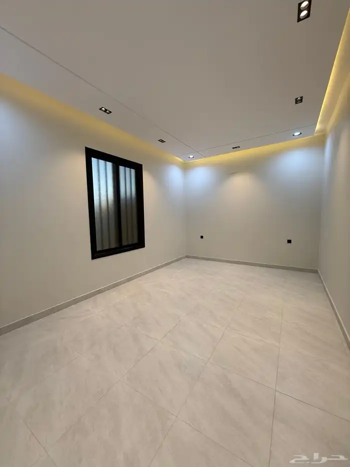 روف علوي مع ملحق 9 غرف بتصميم مودر قرب ح الراقي-بسعر 670الف 24