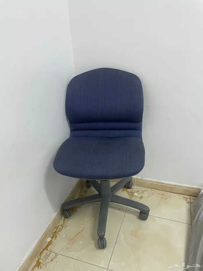 طاولة وكرسي دوار 1