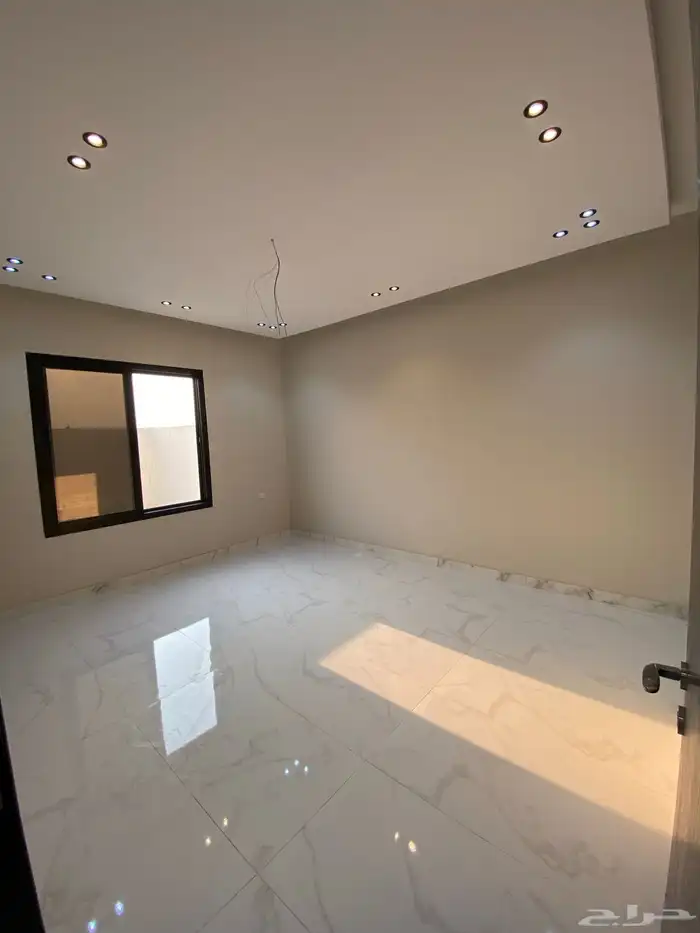 ملحق للبيع في حي النور 7