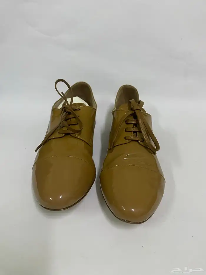 حذاء ماركة ميو ميو miu miu شبه جديد اصلي جلد لميع مقاس 37 7