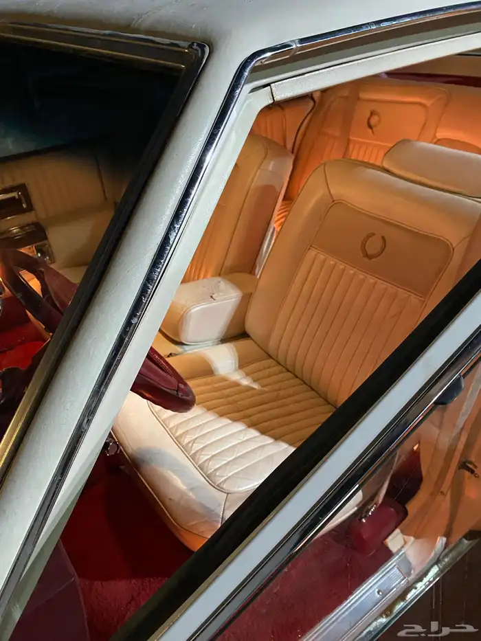 كاديلاك فليتوود 1988 6