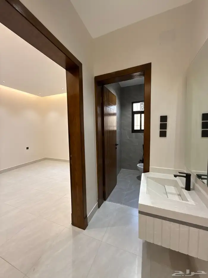 للبيع بأحد روفيدة روف فخم - موقع - سعر - مدارس - استثمار 45