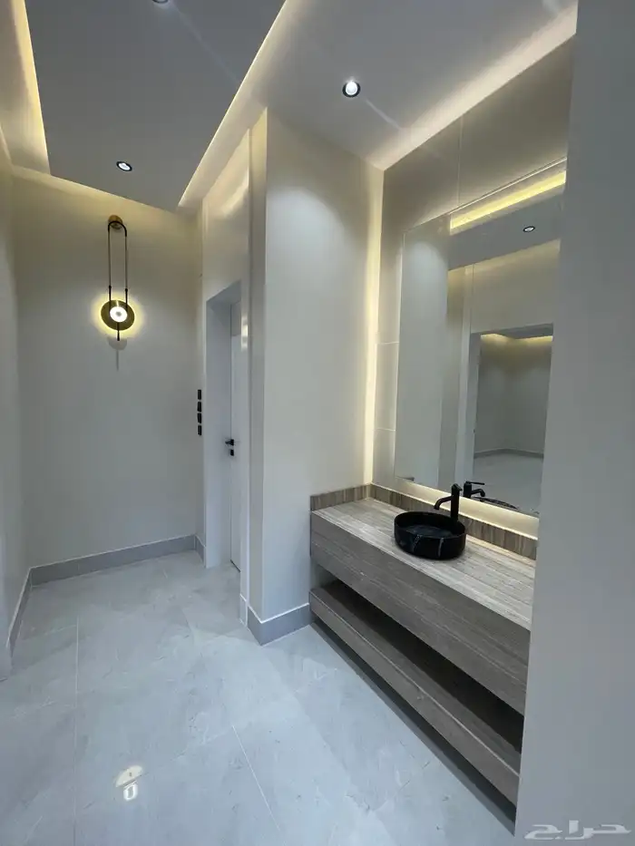 للبيع شقه دور أرضي مودرن تشطيب راقي بالمحاله ابها 4