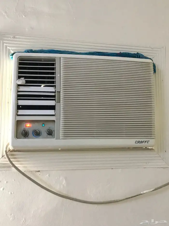 مكيف شباك نظيف وعلى الشرط 0