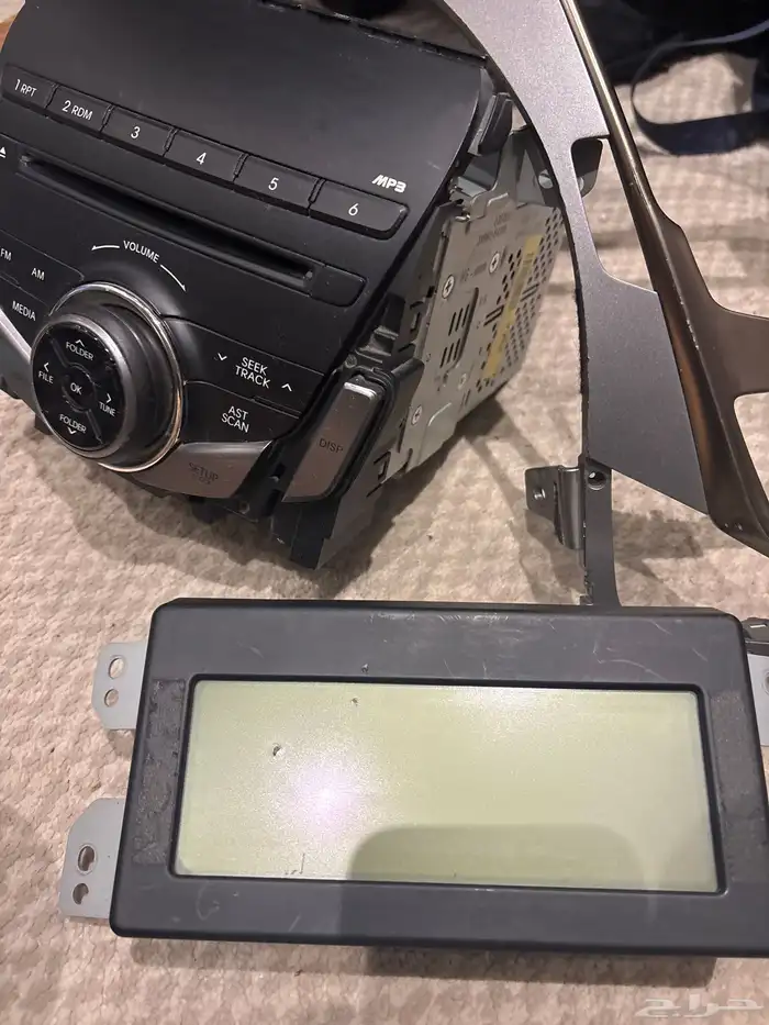 للبيع مسجل هيونداي أزيرا 2012 2