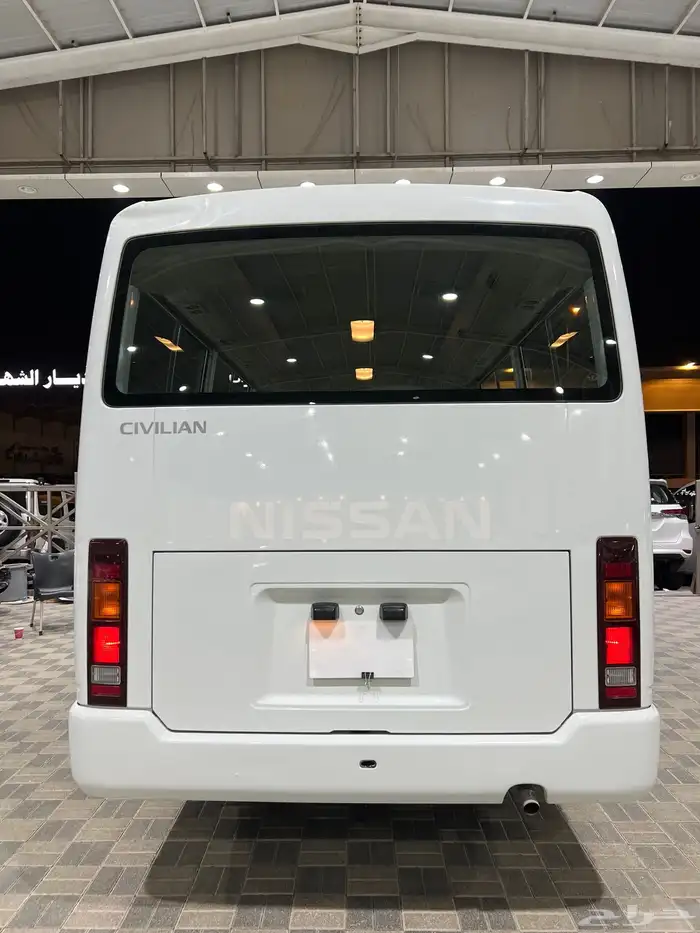 للبيع باص نيسان سيفيليان موديل 2008 ممشي قليل 4