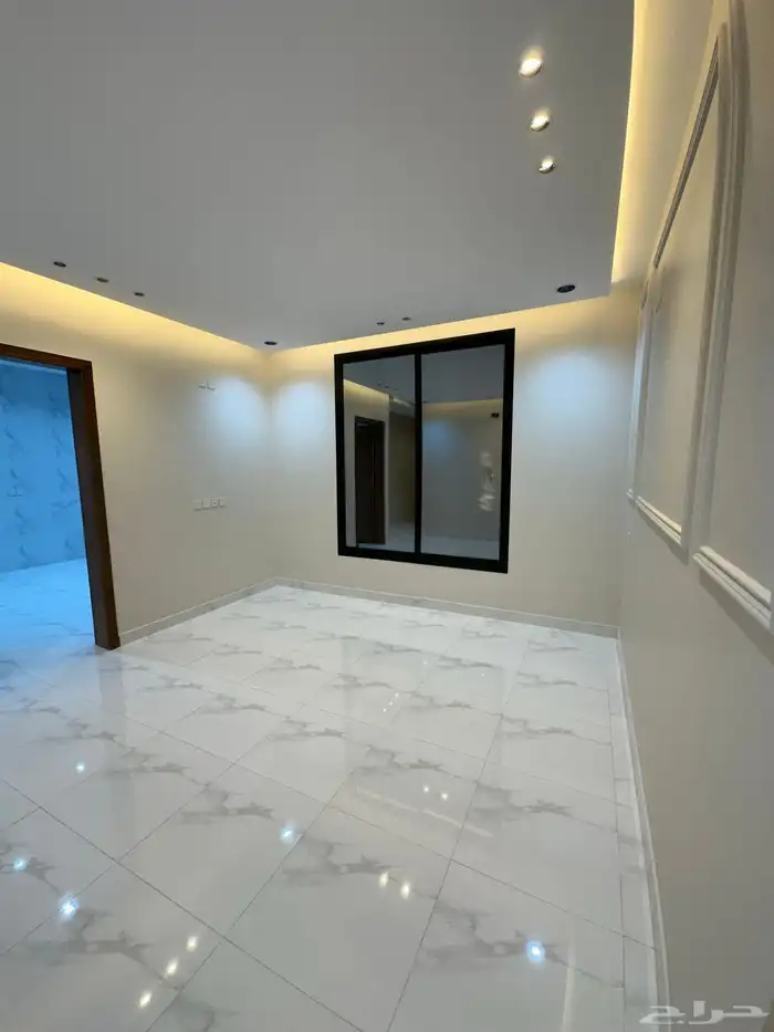 للبيع شقة دور ارضي مساحة وسيعة ب550 الف خميس مشيط 6